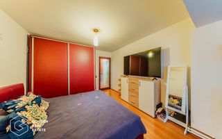 Apartament 4 camere, decomandat, etaj 2, Micalaca, str Fratiei - Poză 4