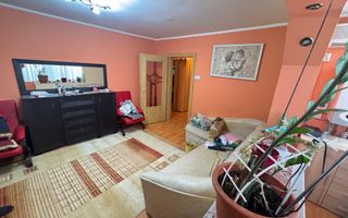 3 camere decomandat zona Girocului  etaj 1 CENTRALA, CLIMA - Poză 7