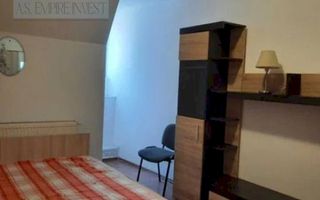 Ap 3 camere decomandat - zona Centrul Vechi - Poză 3