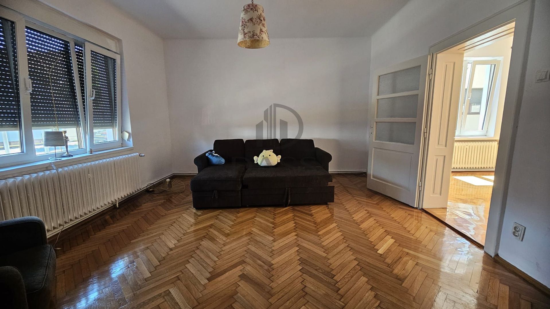 Casă individuală de închiriat – 4 camere, curte și terasă – Terezian - Poză 2