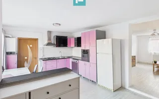 Casă spațioasă cu 4 camere în Vladimirescu - Poză 15