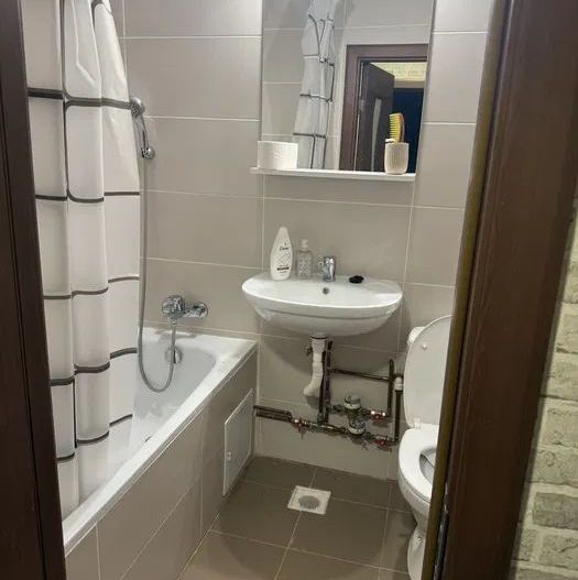 Apartament spatios cu 3 camere, Drumul Taberei Lovinescu - Poză 6