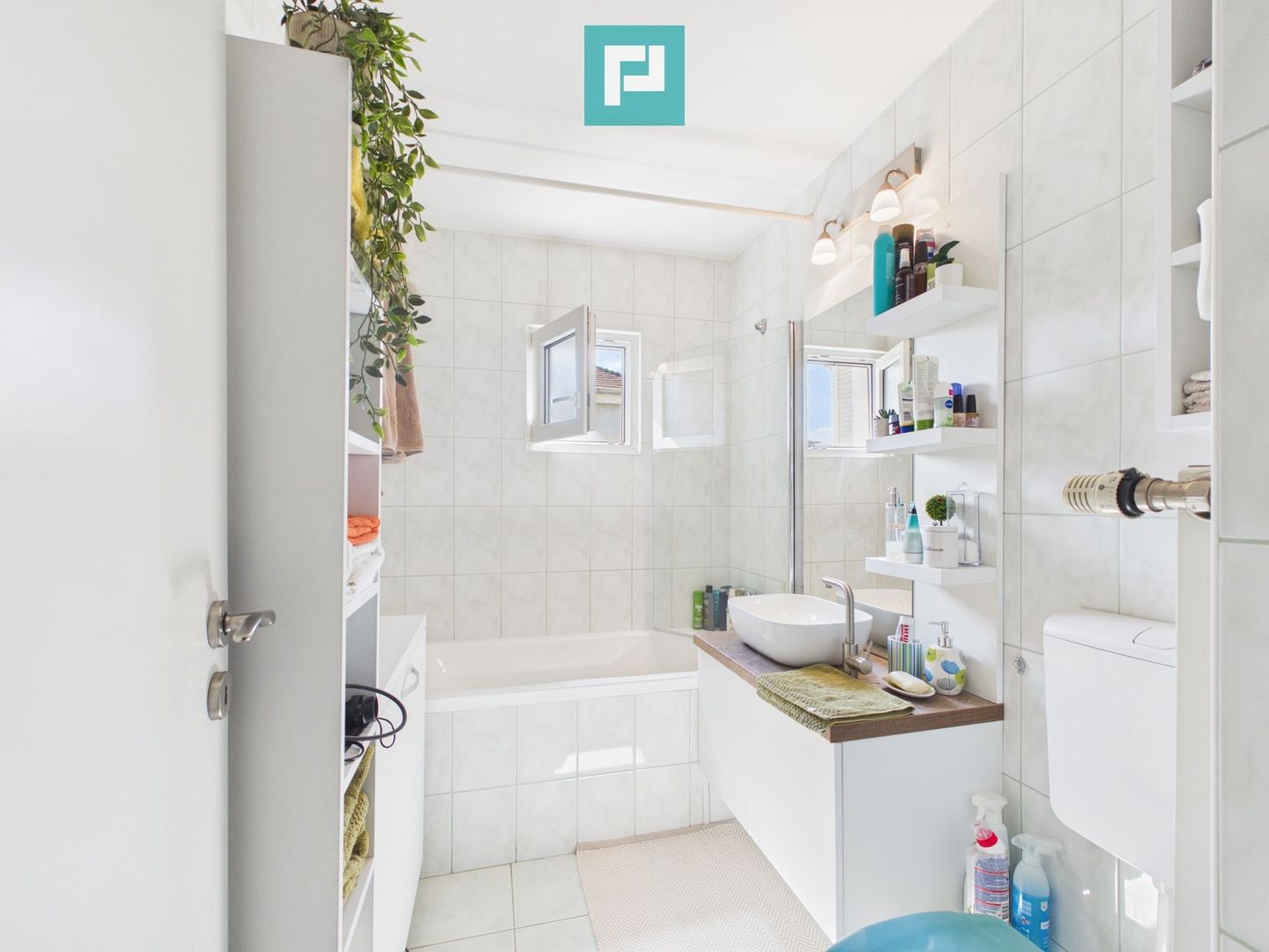 Decebal – PB 3 camere renovat modern - Poză 11