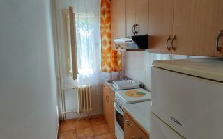 2 camere | Renovat | P-ta Unirii | Etaj 2 | Disponibil imediat | - Poză 3