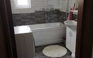 Garsonieră decomandată mobilată/ utilată , zona Tractoru' Coresi - Poză 8