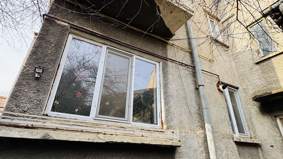 Apartament 3 camere in Vila+Demisol locuibil 18,40 mp - Parcul Carol - Poză 18