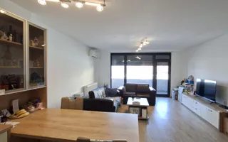 Apartament lux cu 2 camere de vanzare în zona Elisabetin - Poză 12