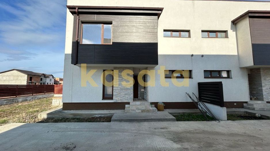 Super pret I Casa tip duplex P+1 I 4 camere I 3 bai I Balotesti - Poză 1