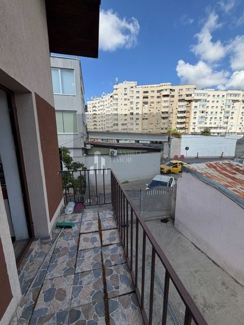 Spatiu Comercial / Birouri Metrou Aparatorii Patriei - Poză 18