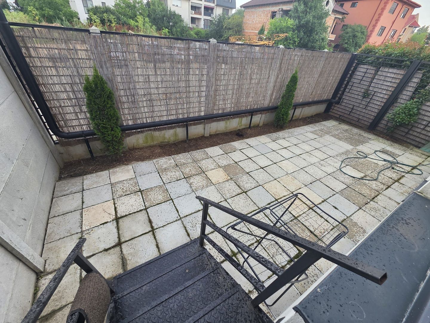 Apartament 3 camere parter si curte 45m  de inchirat Rond OMV Pipera - Poză 1