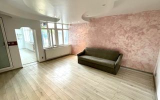 Casă ideală pentru familie, 263 mp cu garaj in Calea Aradului - Poză 3