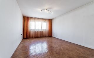 Apartament spatios cu 2 camere decomandat la etajul 3 Comision 0 - Poză 1