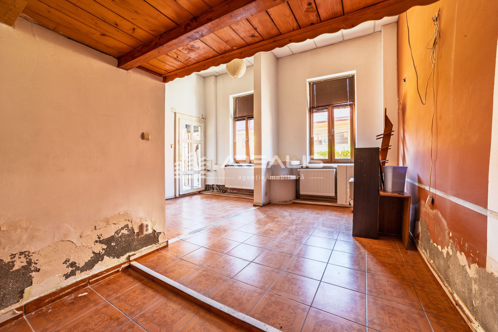 REZERVAT! Apartament cu o cameră -Bulevardul Revoluției 80 - Poză 8