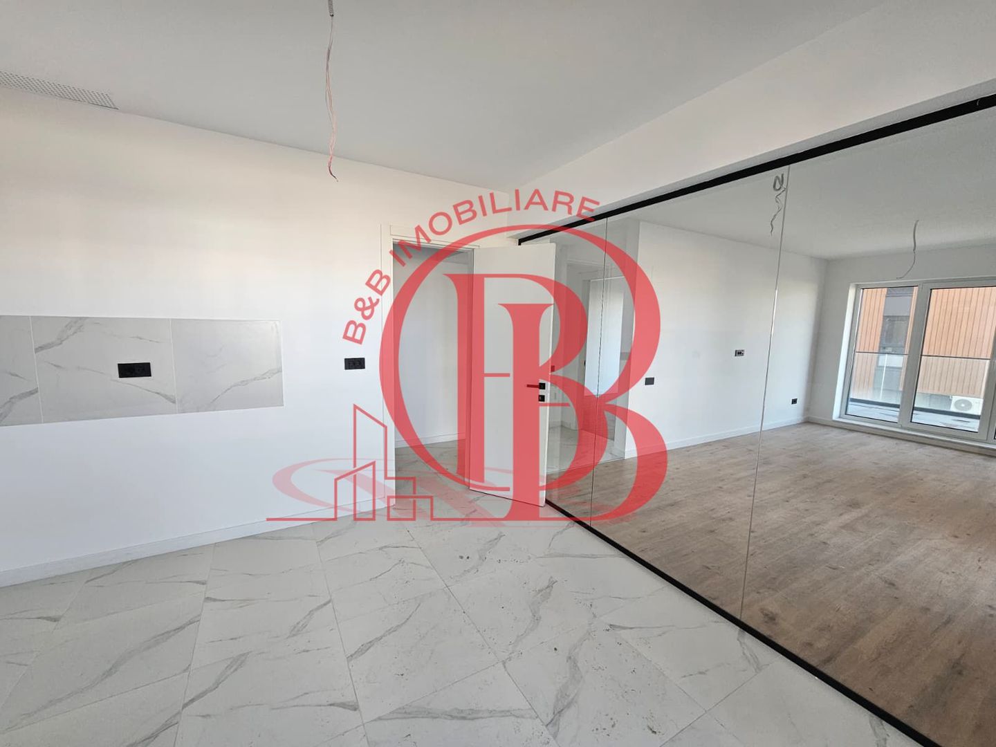 4 camere finalizat Complex Premium-piscina - pista alergare in incinta - Poză 4