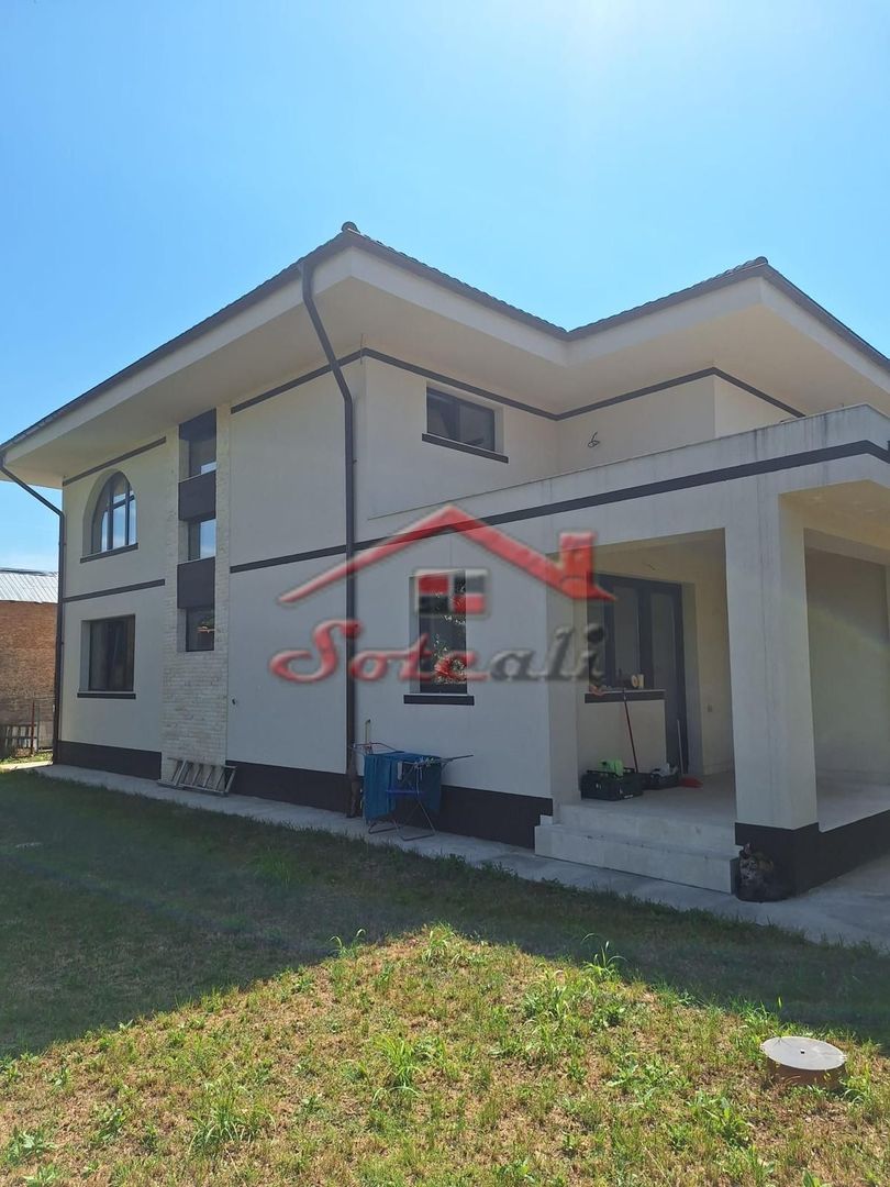 Vila deosebita P+E Cornu - Poză 7