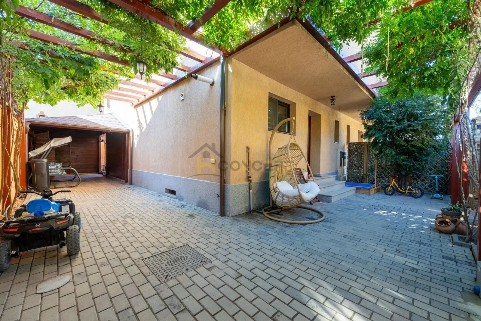Vila Duplex cu 5 camere langa metrou Dimitrie Leonida - Poză 1