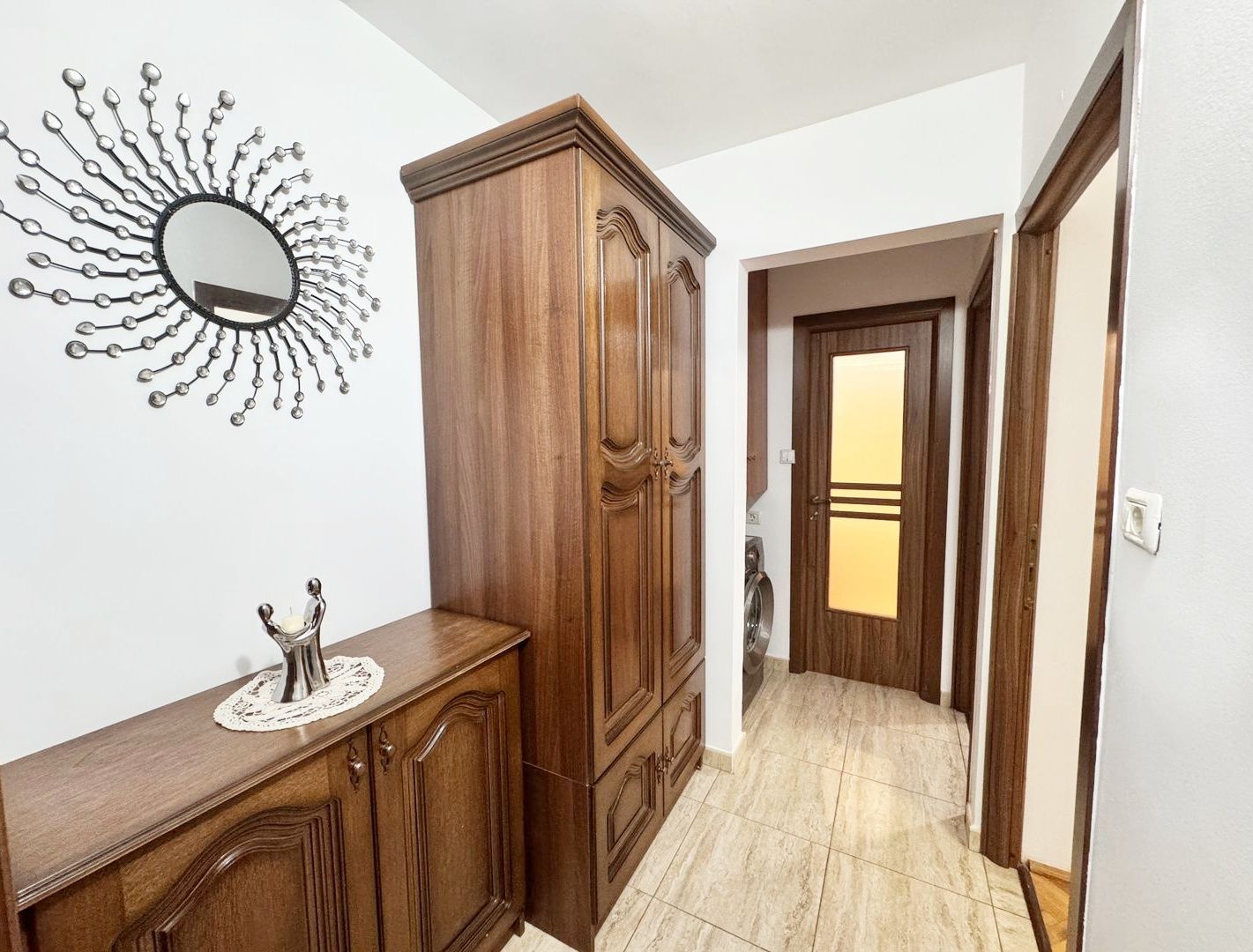 REZERVAT! Apartament decomandat, etaj 1 cu balcon, Calea Iuliu Maniu. - Poză 12