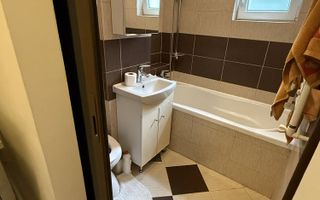 Apartament 3 camere/70 mp/etaj 3/Focsani /Polivalenta - Poză 5