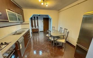 Apartament  2 camere 2 balcoane amenajate si pivnita etaj 1 Strand - Poză 5
