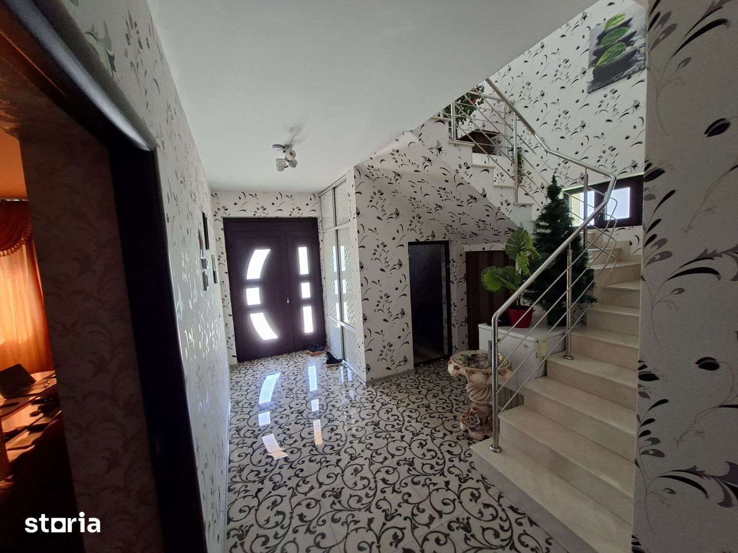 Casă de vânzare în Pipera - 5 camere, ideală pentru familie - Poză 6