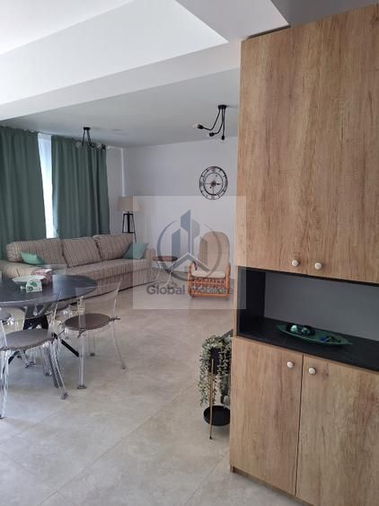 Apartament in zona linistita, aproape de toate facilitatile urbane - Poză 3