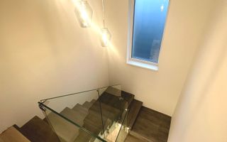 De închiriat – casă superbă cu 3 dormitoare, terasă și curte, Șelimbăr - Poză 13