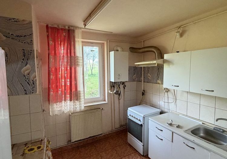 Apartament de vanzare -zona Soarelui - Poză 2