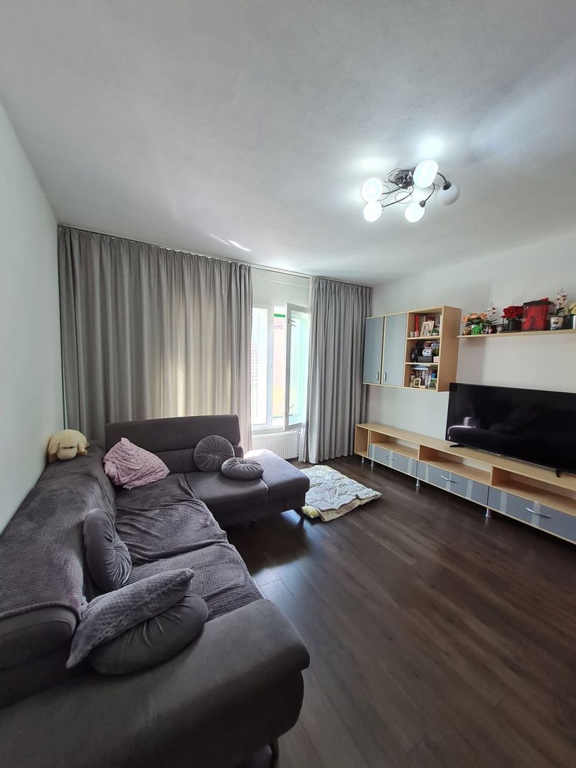 Apartament 3 camere în zona Pietei Victoria - Poză 15