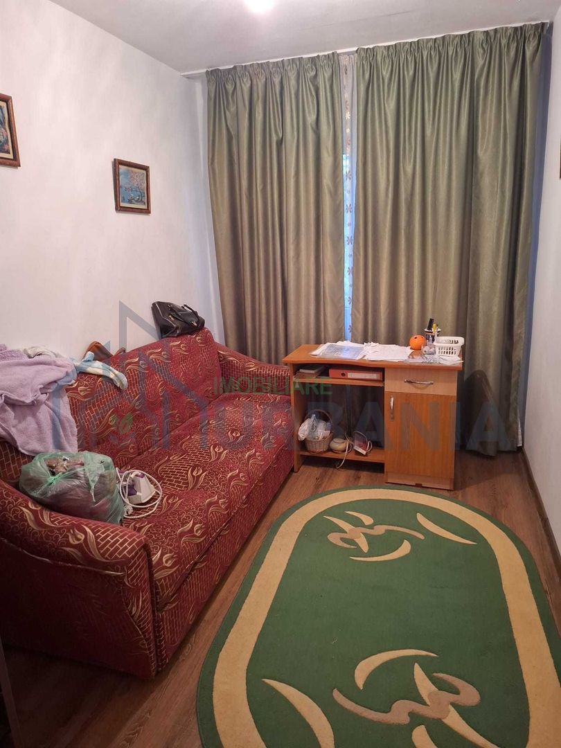 Apartament cu 3 camere, decomandat, etaj 1, str. Toma Cozma, Iași - Poză 2