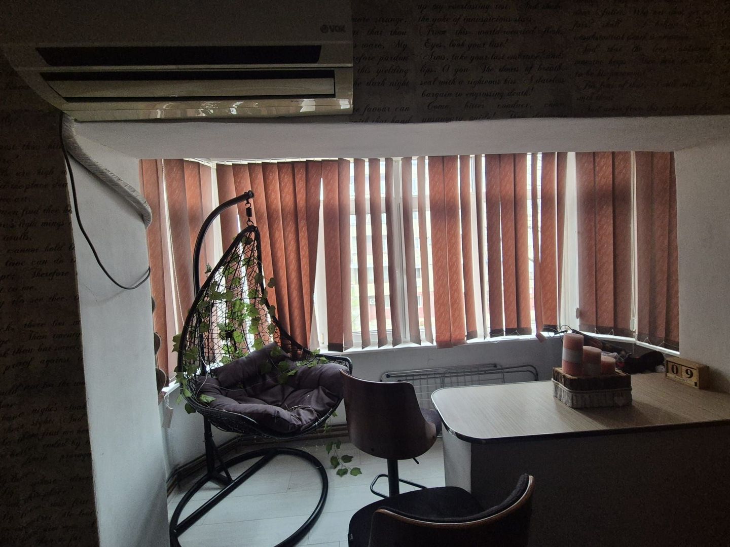 vand apartament 4 camere ,Bulevardul Tudor Vladimirescu-Iruc, etaj 2, - Poză 5