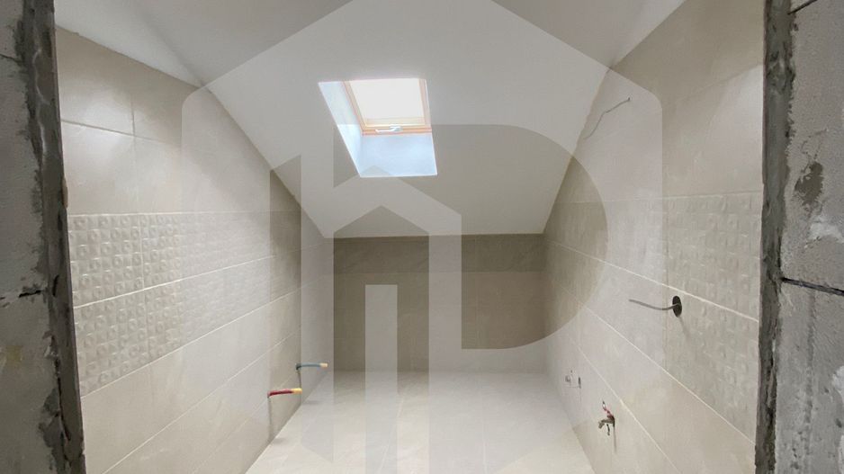 3 Camere TOTAL DECOMANDAT | Turnisor. Predare la cheie - Poză 5