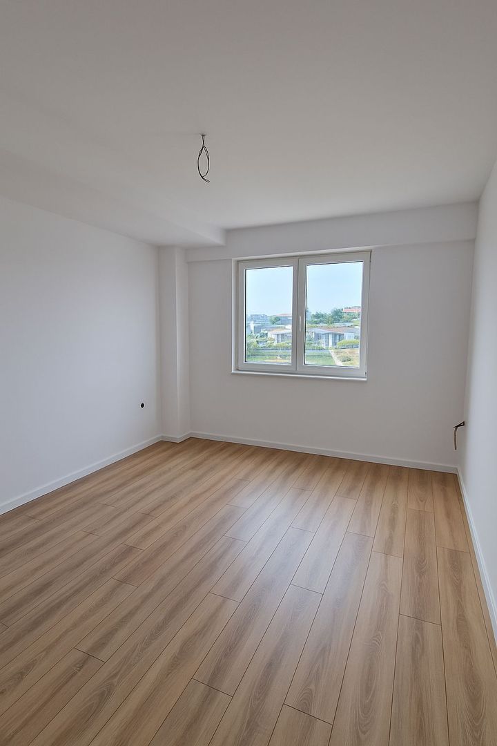 Apartament 2 camere 45 mp 70.000euro Hlincea - Poză 1