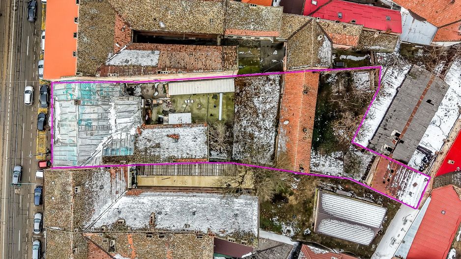 Clădire ultracentrală în Arad – activ imobiliar cu potențial ridicat - Poză 2