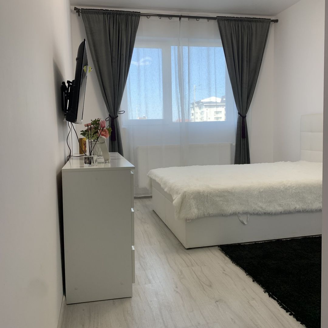 Garsoniera de inchiriat Militari Residence - Poză 3