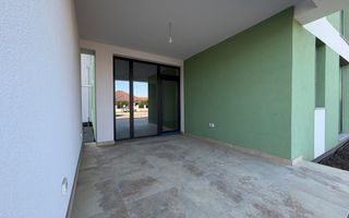 Suprafata generoasa.Terasa acoperita si incalzita. 2 locuri de parcare - Poză 9