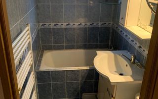 Apartament 3 camere semidecomandat 43 mp Manastur - Poză 4