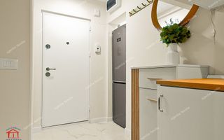 Inchiriere apartament 3 camere decomandat zona centrala - Poză 10