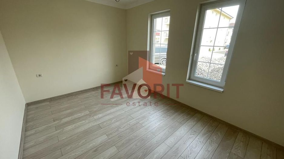 Gradina proprie 30 mp. Finisaje superioare. Pozitie excelenta. - Poză 4