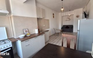 Apartament 2 camere de închiriat, 44 m², etaj 7, Poitiers Nicolina, Iași - Poză 2