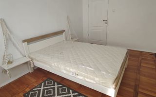 2 camere | recent renovat | mobilat si utilat | zona excelenta | - Poză 8