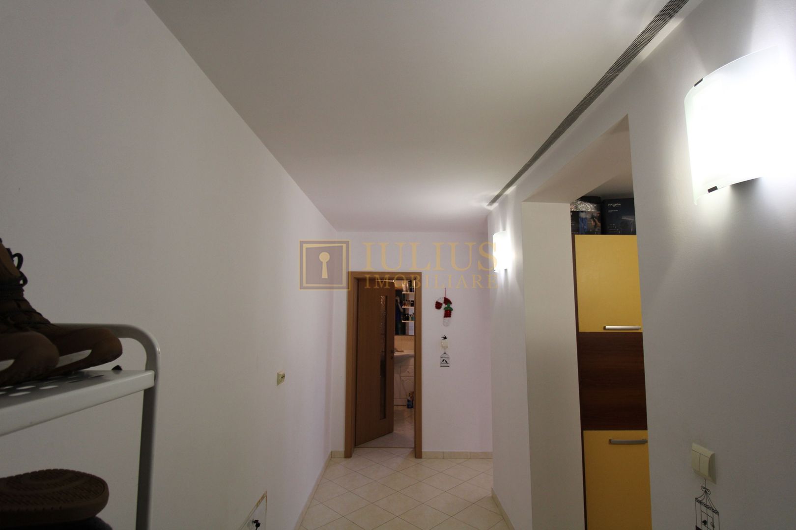 2 Camere,centrala proprie,loc de parcare privat. - Poză 9