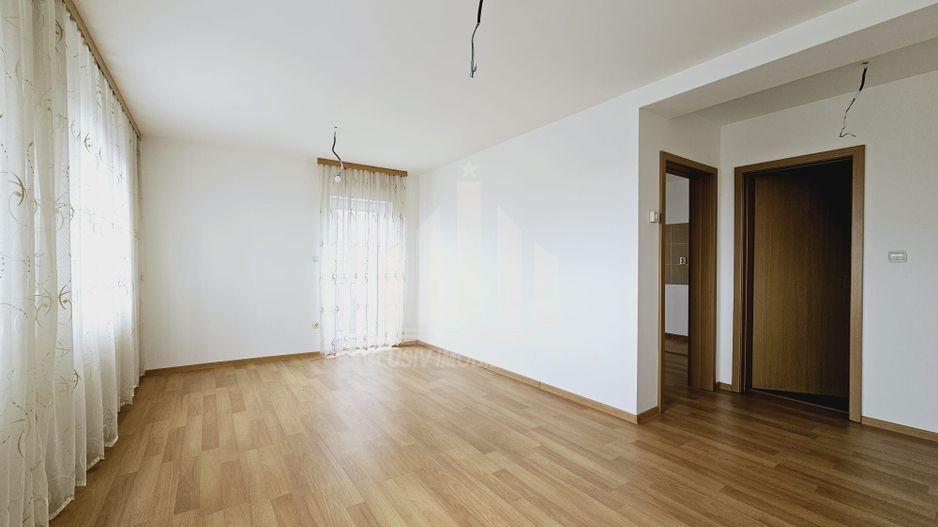 Apartament 3 camere | Scara interioara | 120 mp | Garaj | Alba-Micesti - Poză 1