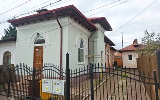 Casa cu 4 camere, zona Central - Poză 1