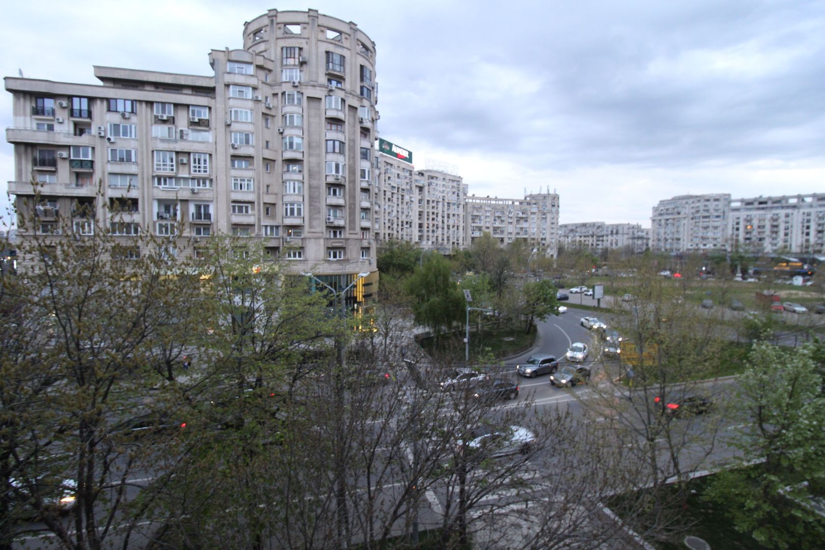 Studio- prima inchiriere - Piata Alba Iulia - Decebal - vedere Rond - Poză 8