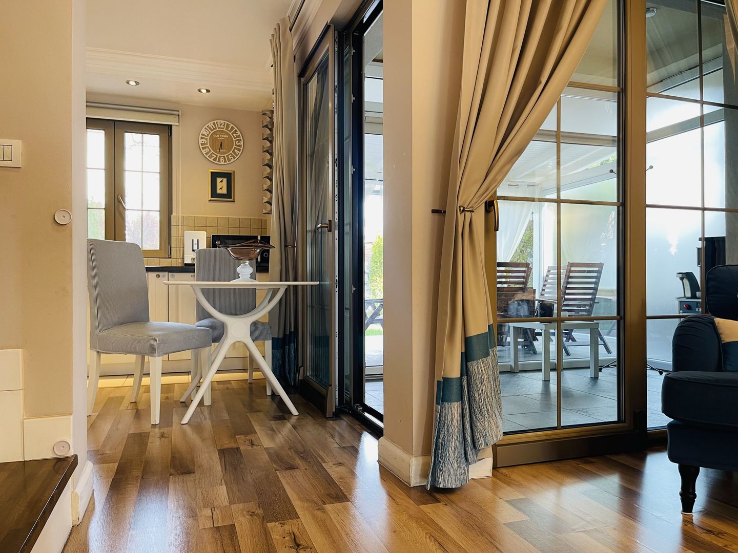 OFERTA REZERVATA - De inchiriat Casa cu Garaj - Segmentul Lux - Dumbravita - Poză 27