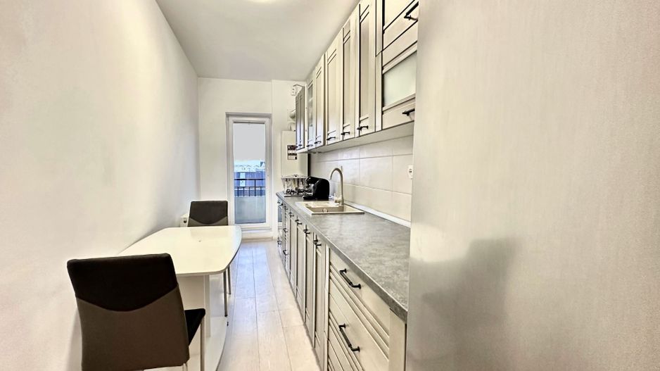 Garsonieră modernă de închiriat în Brașov, zona Coresi - Poză 5