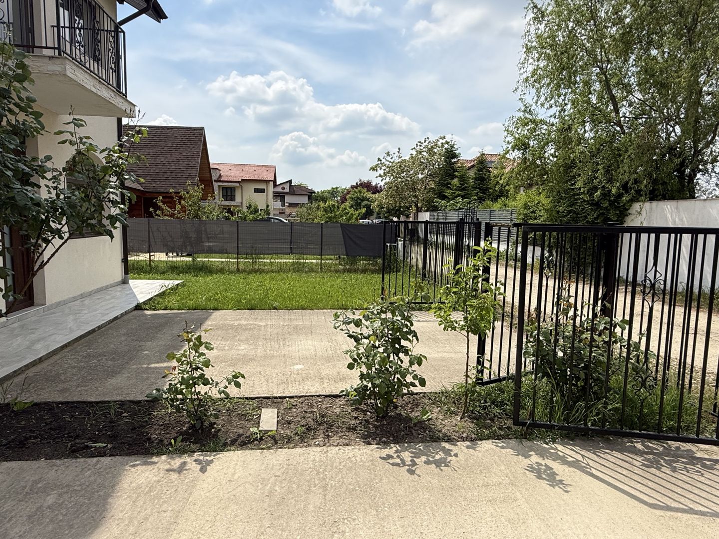 Vila 4 camere cu arhitectura deosebita langa pădure in Corbeanca ! - Poză 31