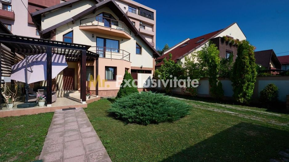 Casa + 305 mp terem curte proprie in zona rezidentiala Gavana - Poză 17