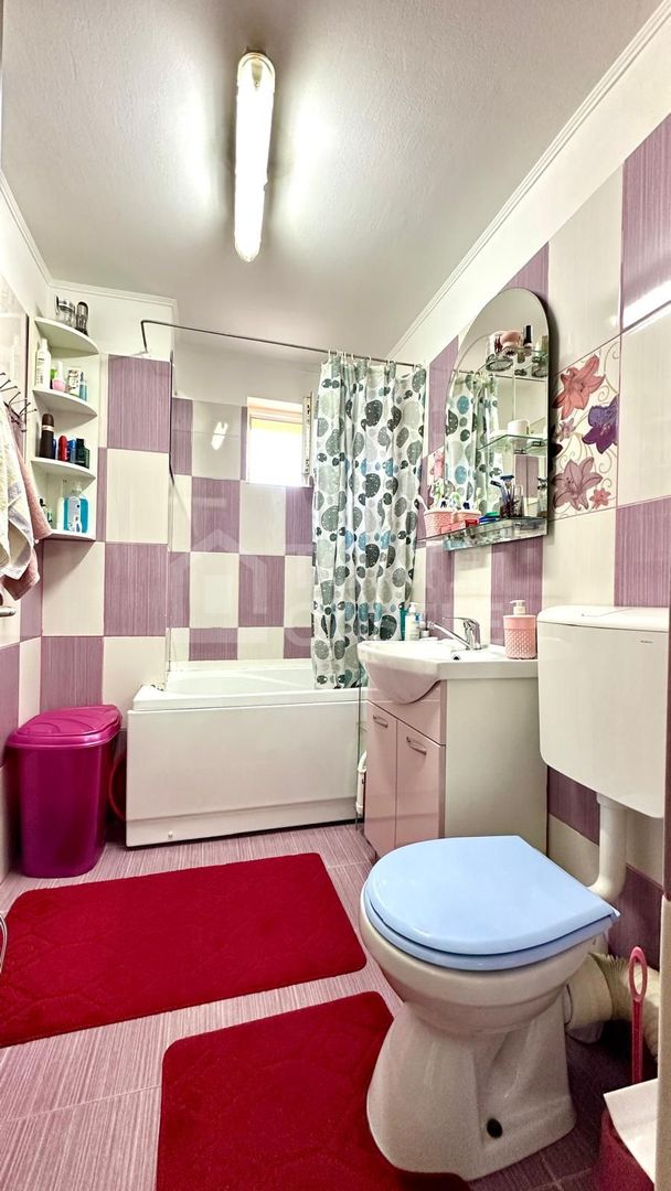 Apartament 3 camere, 2 balcoane inchise, loc de parcare, zona Junior - Poză 8