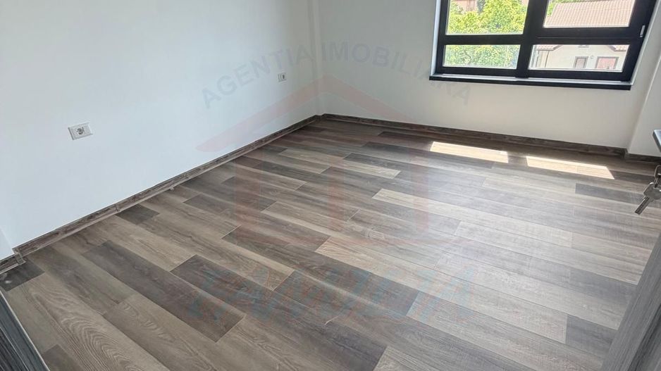 SE VINDE APARTAMENT, 2 CAMERE, CONSTRUCTIE NOUA 2026, MICRO 17 - Poză 13